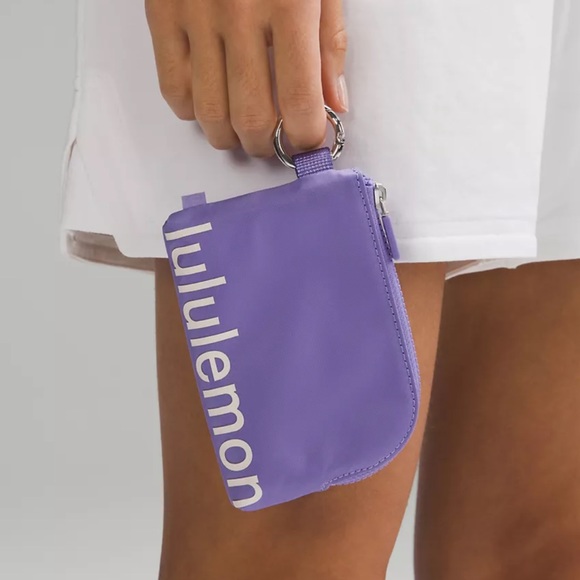 Lululemon Clippable Card Pouch NWT - Dark Lavender / White Opal - Picture 4 of 7